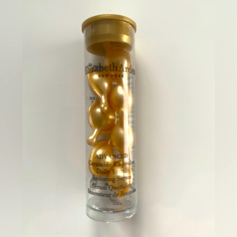 Elizabeth Arden Advanced Ceramide 7 Capsules Daily Youth Restoring Serum